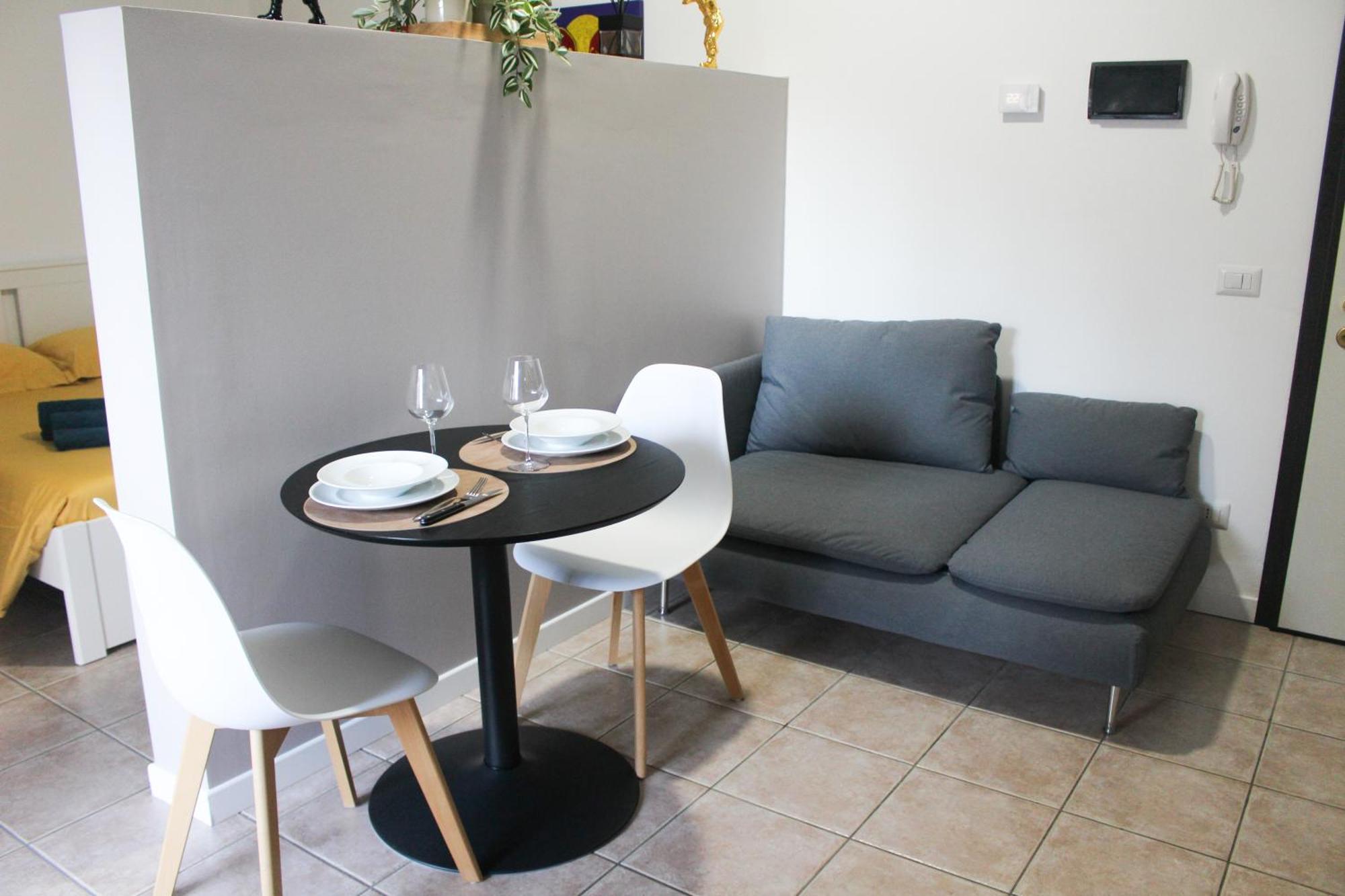 La Suite Dell'Artista Swimming Pool And Air Conditioning Stresa Esterno foto