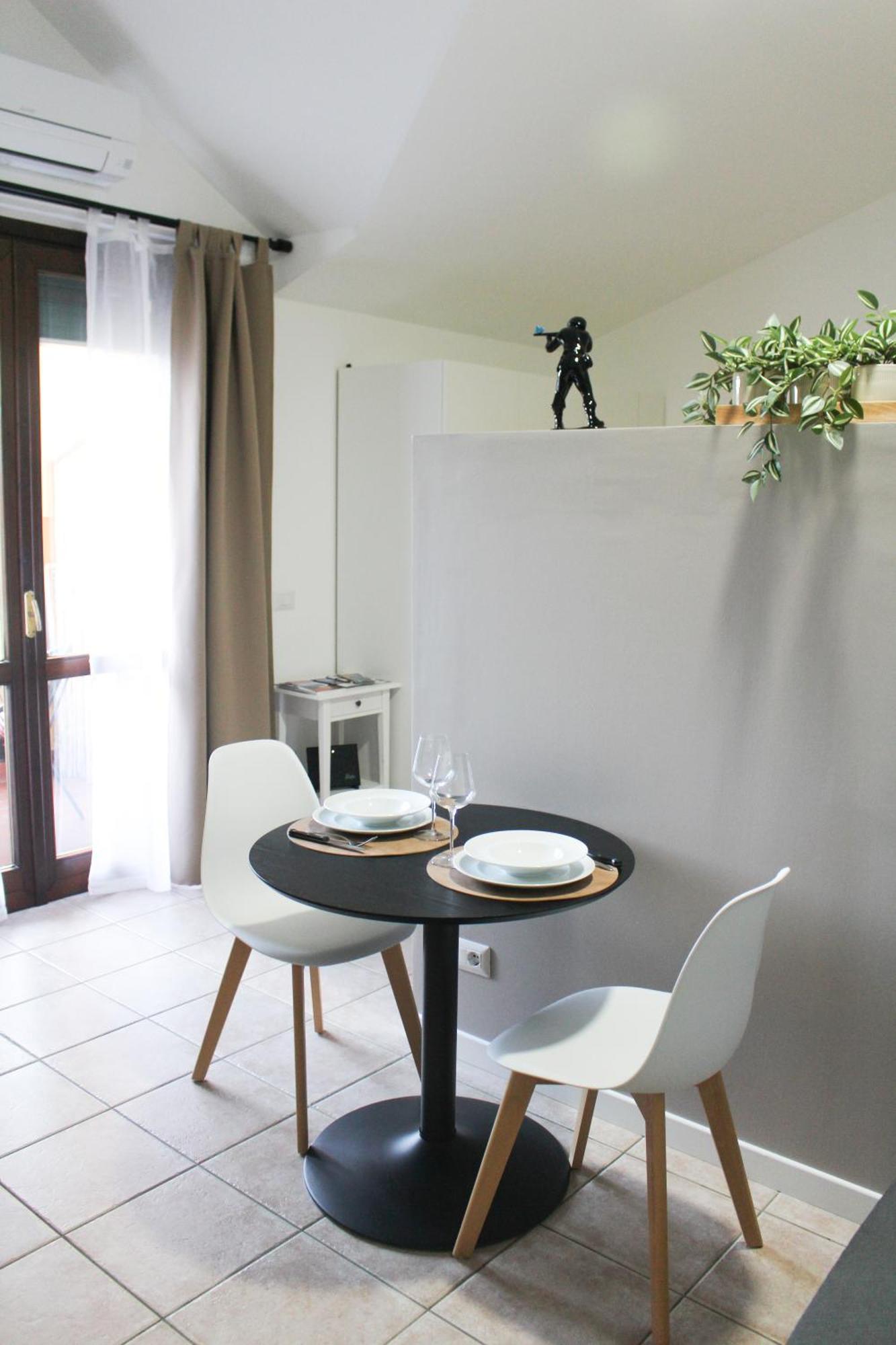 La Suite Dell'Artista Swimming Pool And Air Conditioning Stresa Esterno foto
